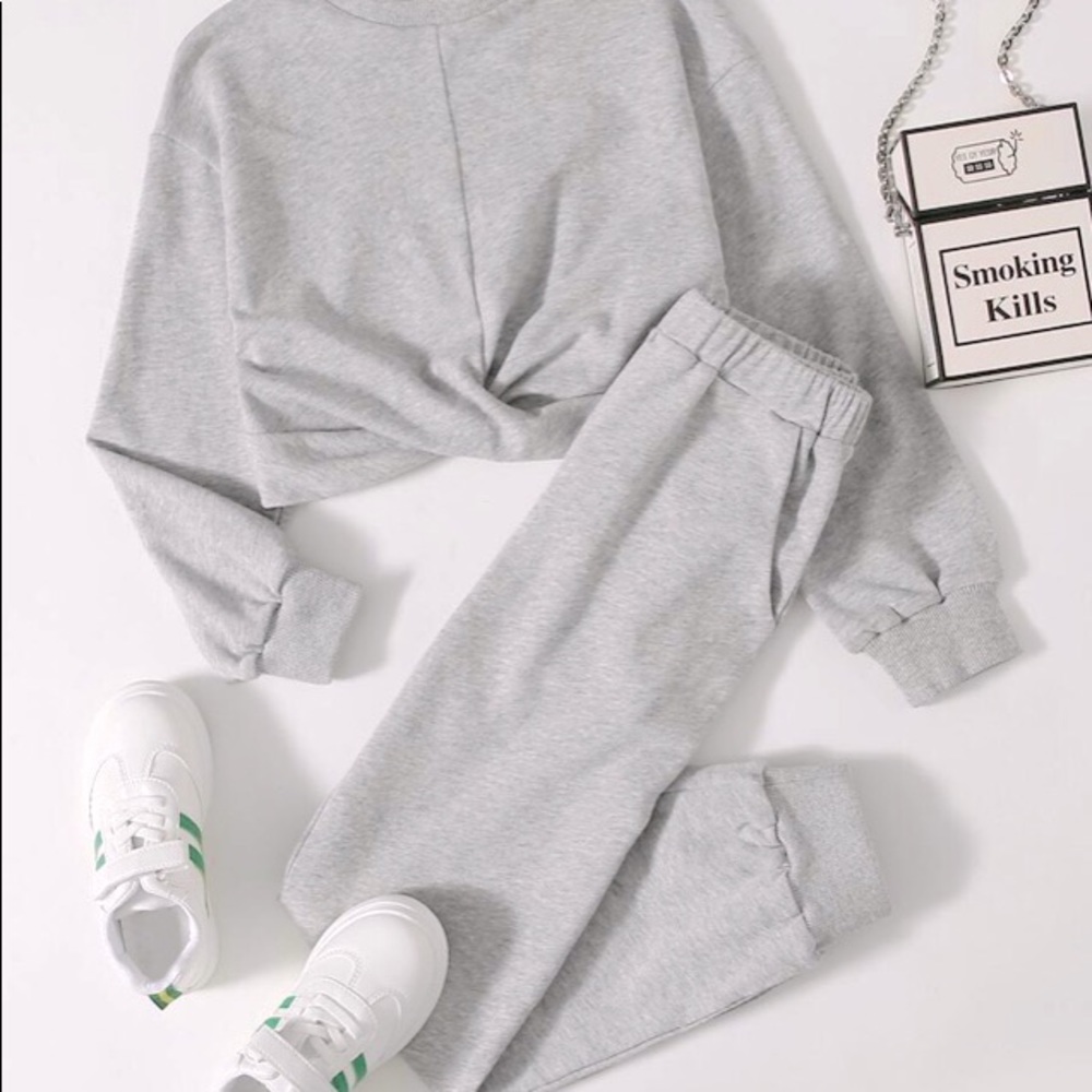 Old navy pullover & sweatpants set